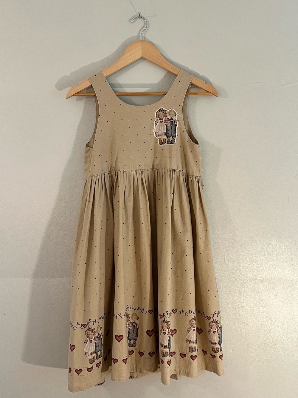 Vintage Daisy Kingdom tan heart pattern pinafore dress Cottagecore prairie retro